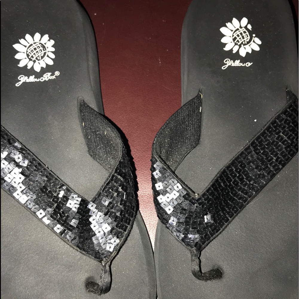 Yellow box sandals
